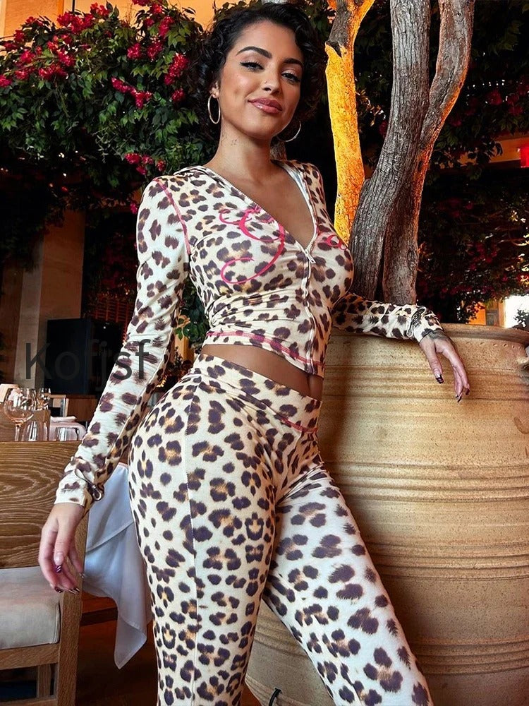 leopard-flare-pant-slim-knit-set