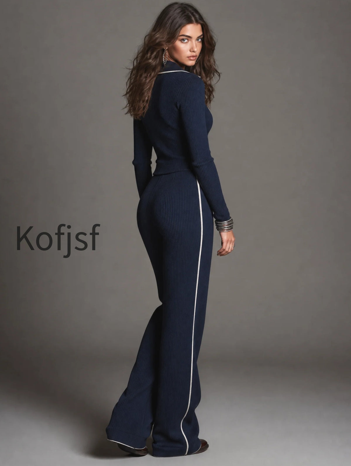 zip-collar-long-sleeve-ribbed-knit-crop-top-and-side-white-piping-flared-pants-two-piece-set